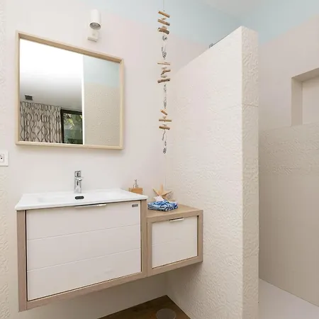 Hotel Nao 4*